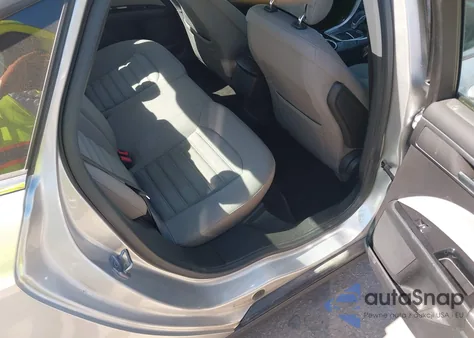 2013 Ford Fusion S z USA, uszkodzony, nr VIN 3FA6P0G78DR148823